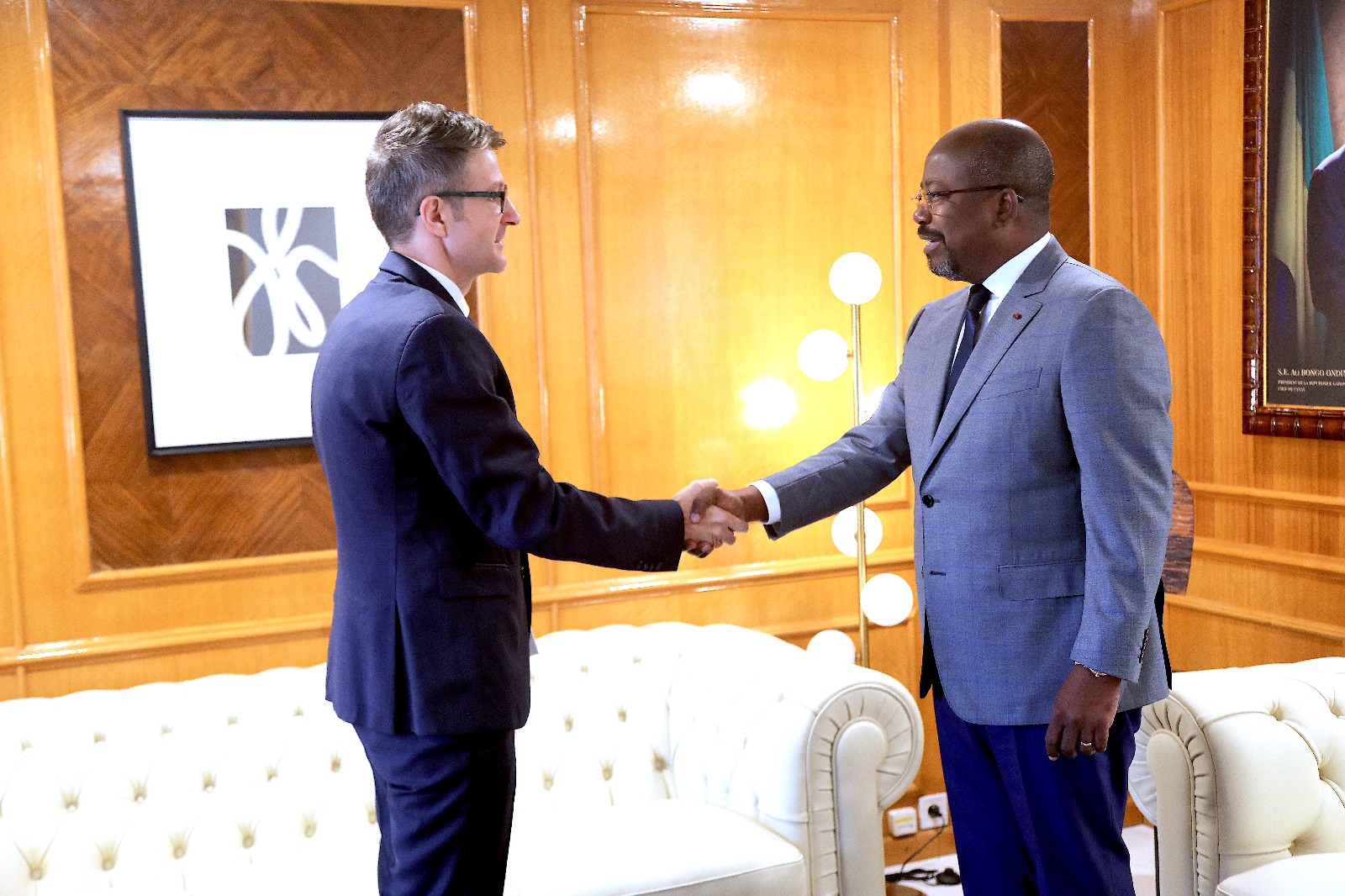 L’Ambassadeur de la République de Serbie au Gabon reçu par le Chef du Gouvernement.
